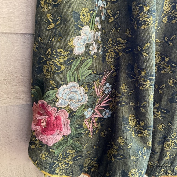 Myyou tunic vest zip up front embroidered flowers. Original with zip hood - Picture 7 of 10